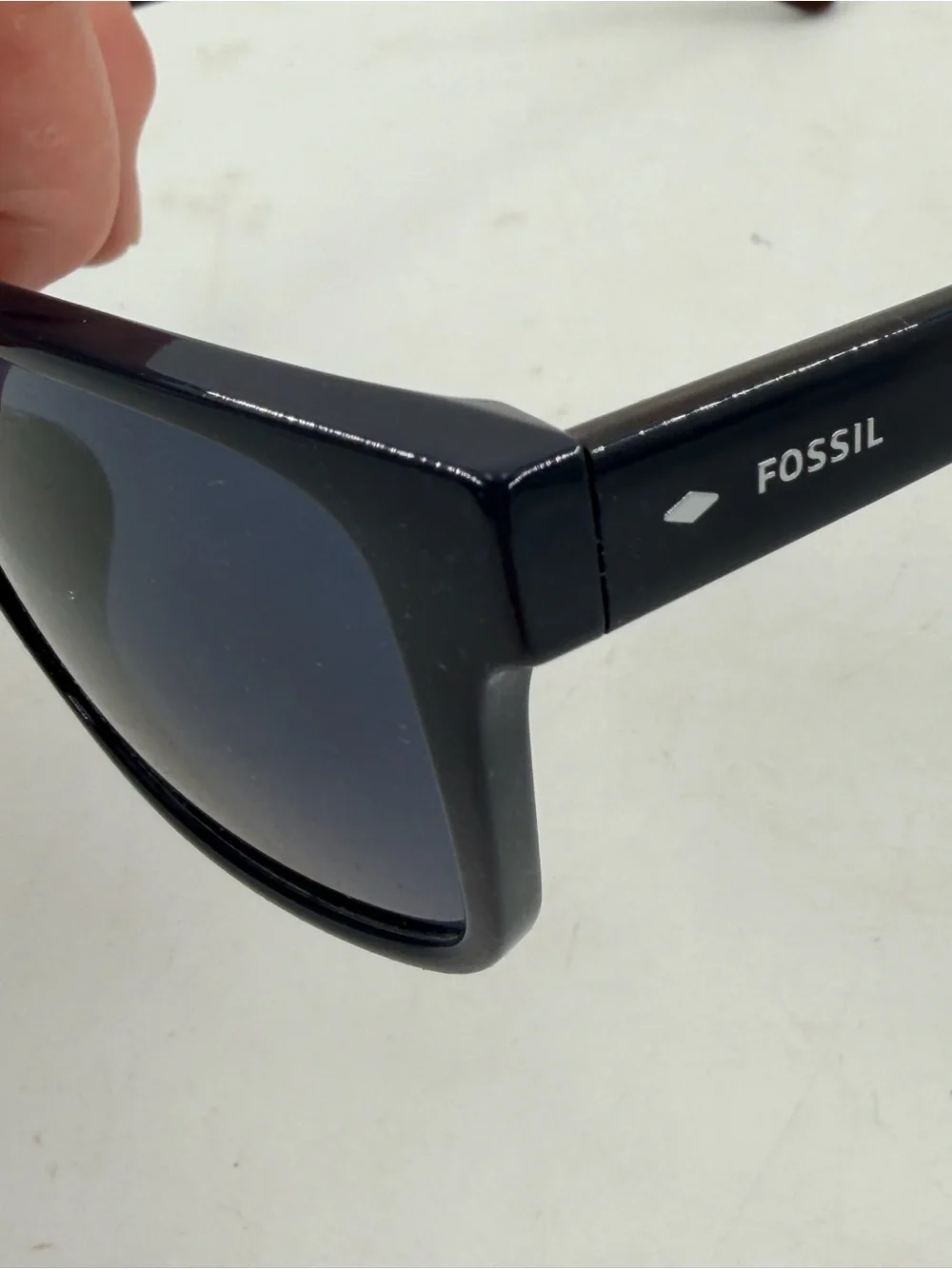 Fossil Men’s FOS 2124 GS 0031R Matte Black Frame Grey Lens Sunglasses 56-18 145